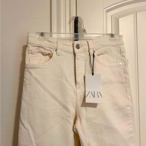 Zara Cropped flare jeans, us size 8, new with tags
